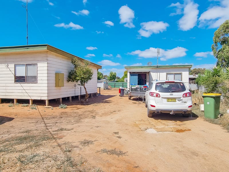 62 Tallow Street, Moulamein, NSW 2733 House for Sale
