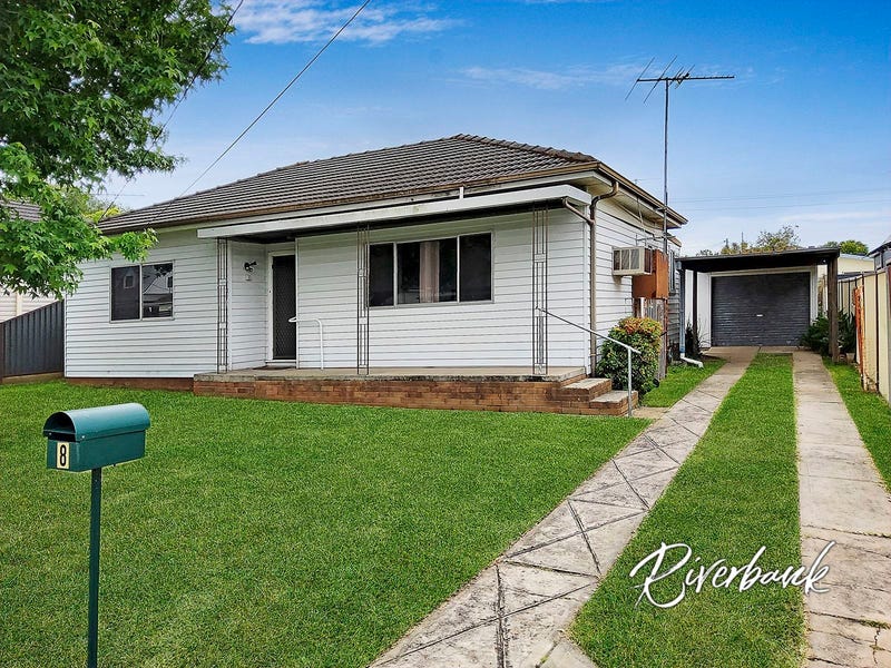 8 Leach Road, Guildford West, NSW 2161