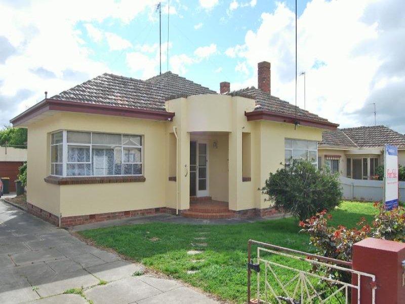 15 Brinkley Avenue, Wendouree, VIC 3355