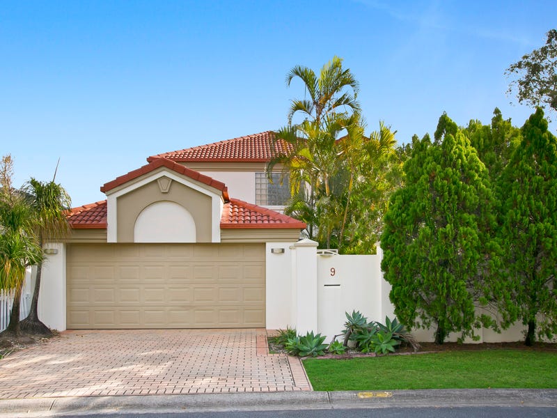 9 Kingston Heath Place, Robina, QLD 4226