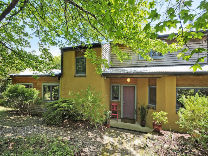 7 Myoori Avenue, Wentworth Falls, NSW 2782