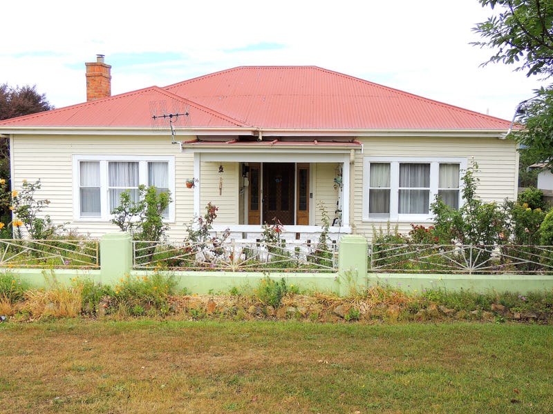 16 Main Street, St Marys, TAS 7215 16 Main Street, St Marys, TAS 7215