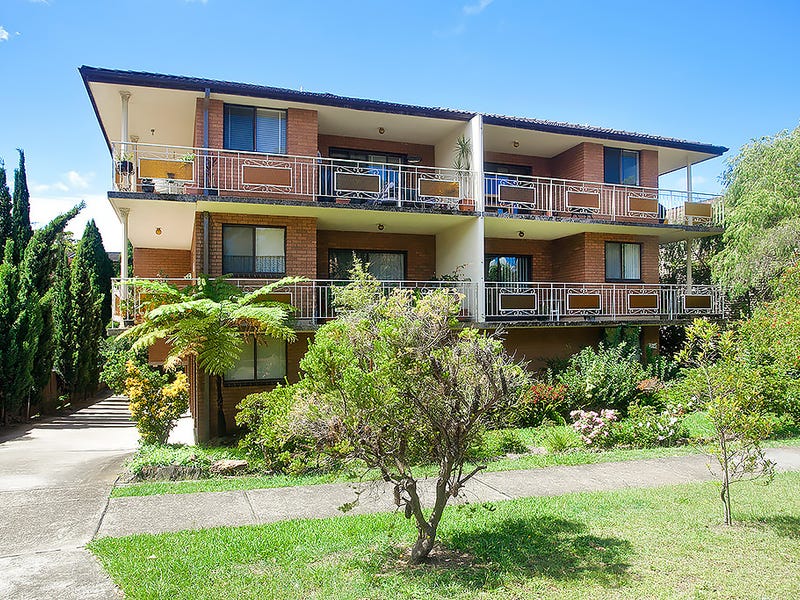 1/2 Carnarvon Street, Carlton, NSW 2218