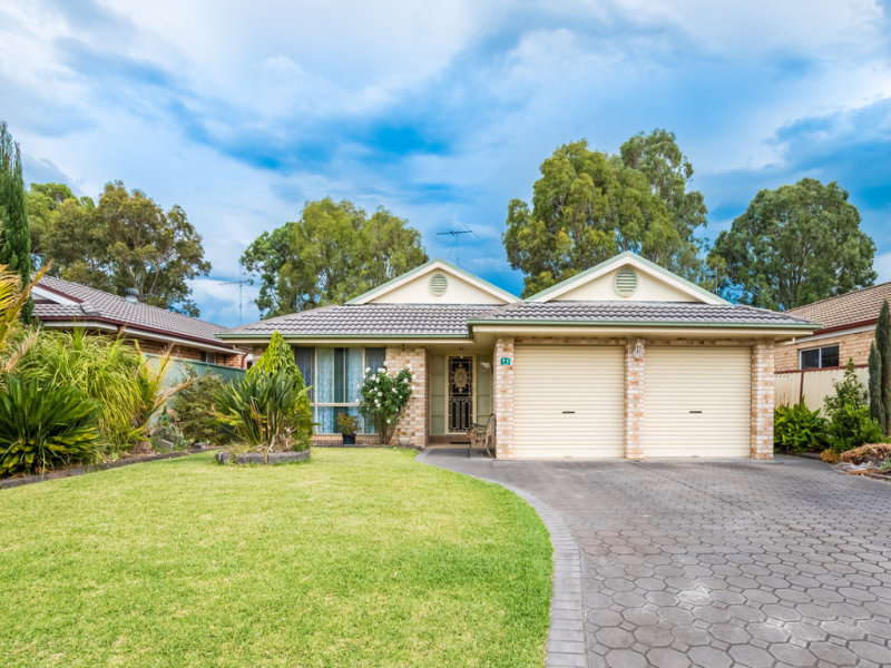 71 Samantha Cres, Glendenning, NSW 2761