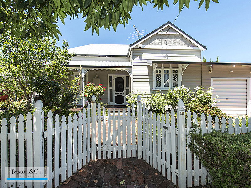 19 Carnarvon Street, East Victoria Park, WA 6101