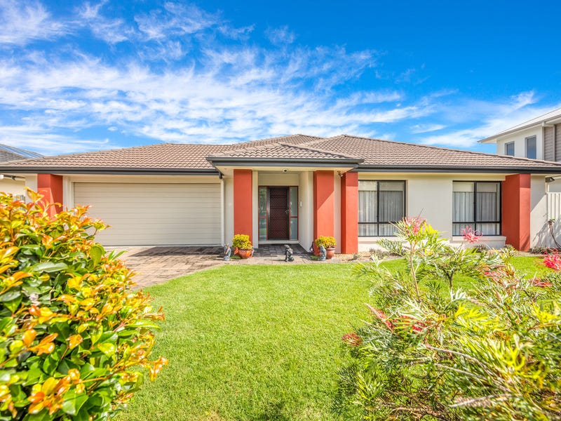 71 Freshwater Drive, Banksia Beach, QLD 4507