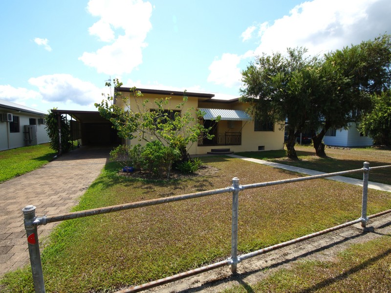 100 Old Tully Road, Birkalla, QLD 4854