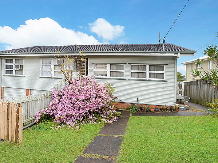 20 Dagmar Street, Holland Park West, QLD 4121