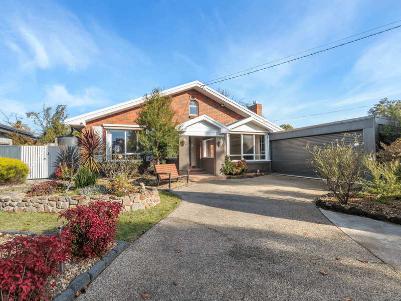 138 Kunyung Road, Mount Eliza, Vic 3930