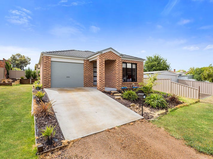 14 Richards Road, Castlemaine, Vic 3450 Property Details