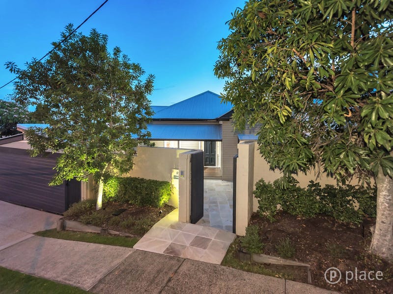92 Birdwood Tce, Auchenflower, Qld 4066 Property Details