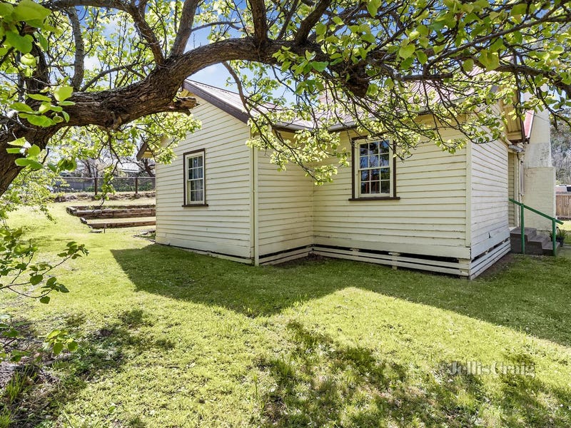 12 Reef Street, Maldon, VIC 3463