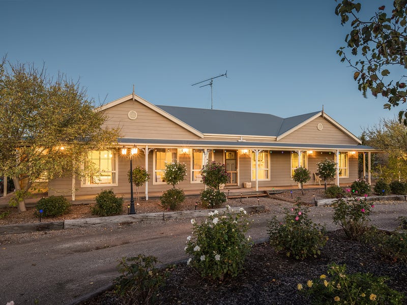 73 Tulla Drive, Teesdale, Vic 3328 Property Details