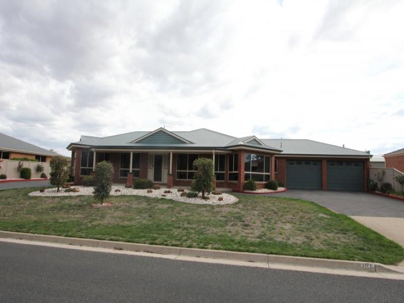 90 Hermitage Avenue, Mount Clear, VIC 3350