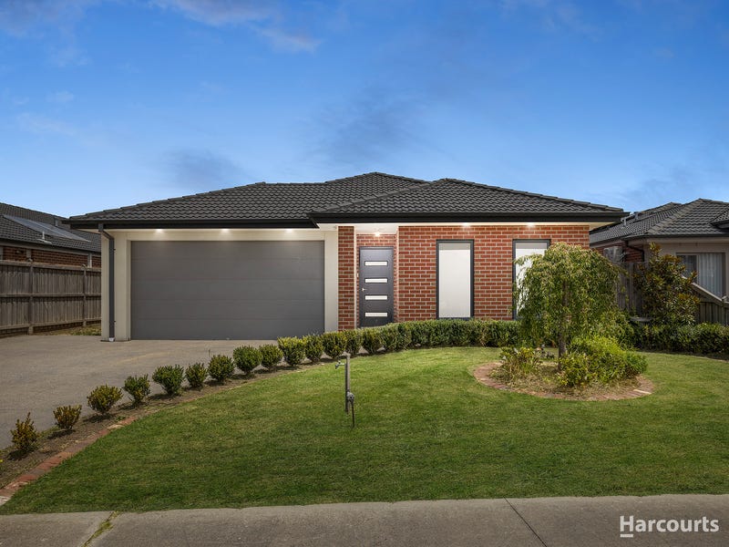 8 Shelton Park Drive, Koo Wee Rup, VIC 3981