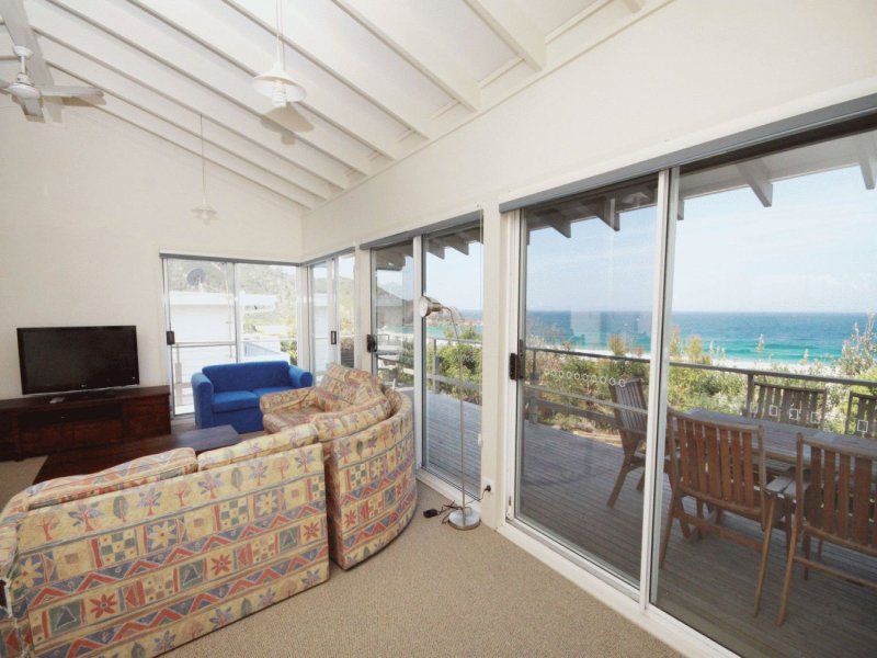 32 Coast Avenue, Boomerang Beach, NSW 2428