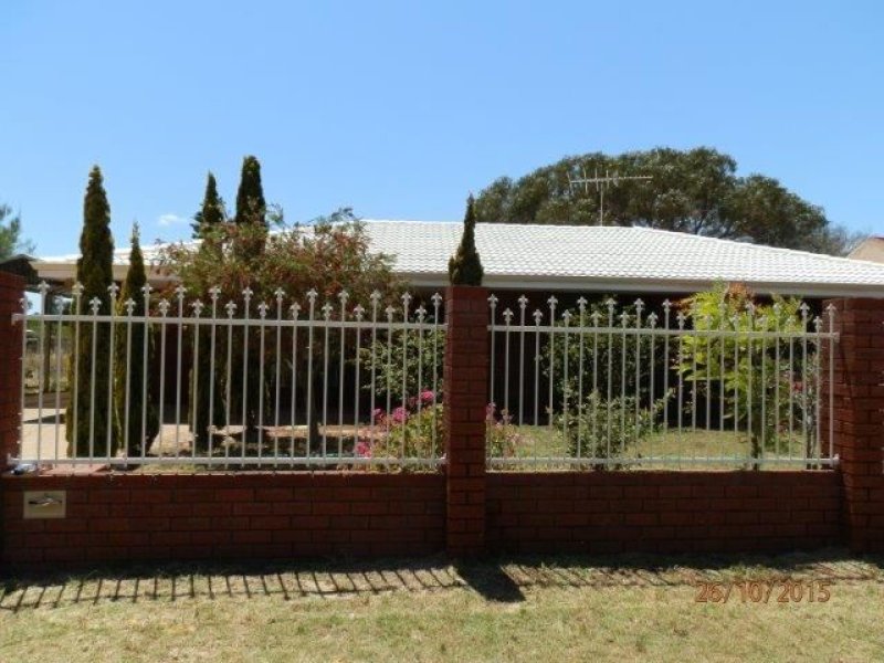 9 Sovereign Drive, Two Rocks, WA 6037