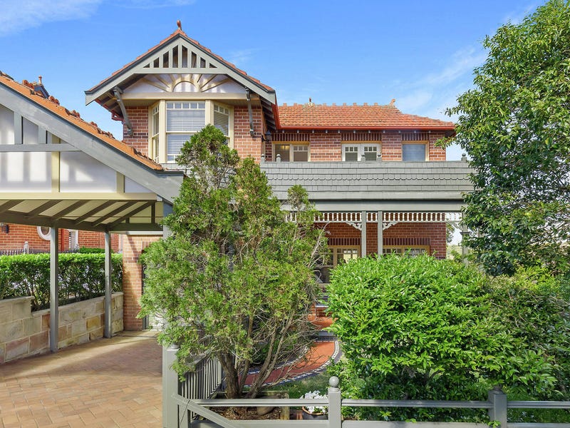 19 Lloyd Avenue, Cremorne, NSW 2090 Property Details