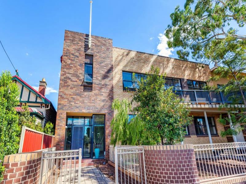 3/113 Ballarat Road, Footscray, VIC 3011