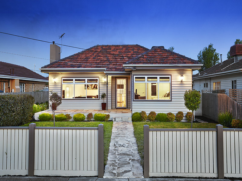 1/76 Scotsburn Avenue, Clayton, Vic 3168 Property Details