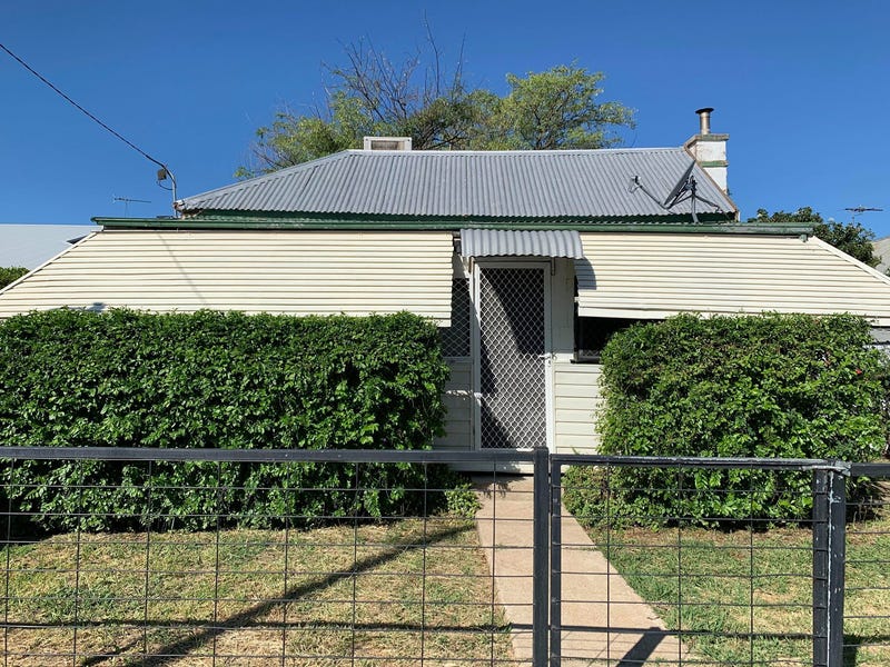 6 Chester Street, Moree, NSW 2400