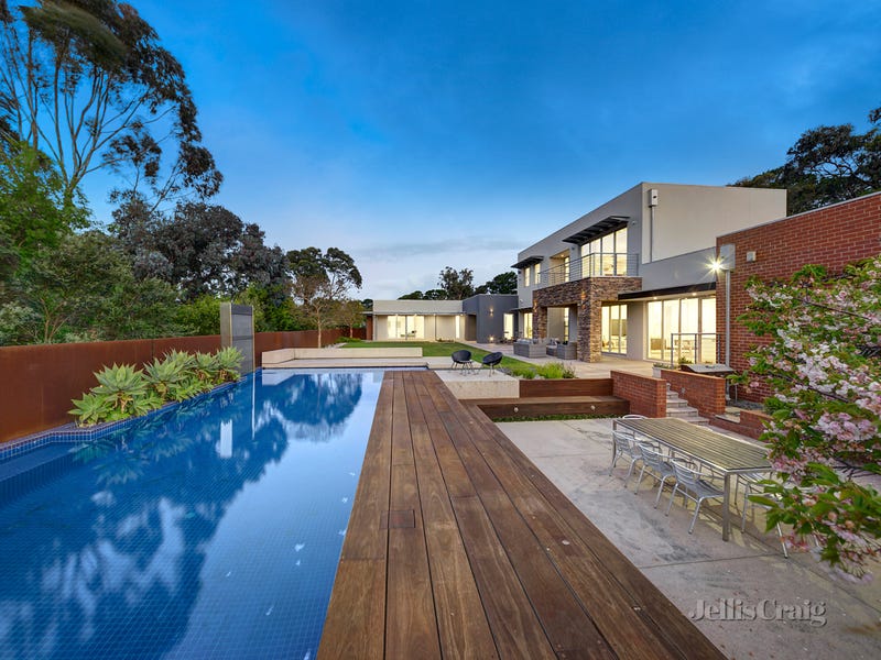 17 McEwan Road, Park Orchards, Vic 3114 House for Sale realestate