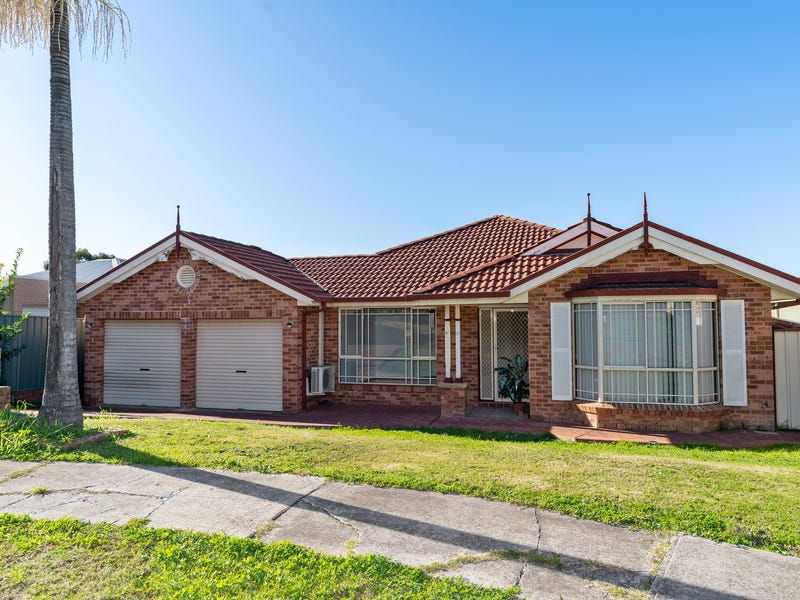 12 Tingha Close, Hinchinbrook, NSW 2168