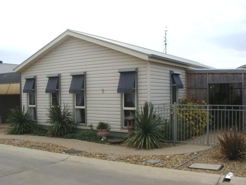 5 Swan Boulevard Cobb Haven, Moama, NSW 2731 Property Details