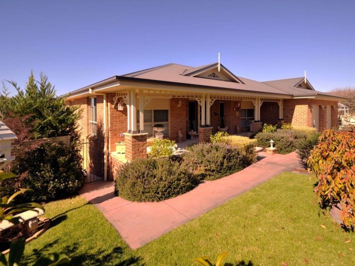 4 Paton Place, Goulburn, NSW 2580 Property Details