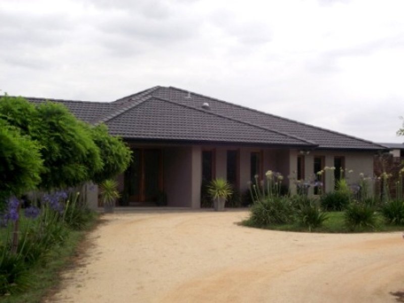 136 Sandy Creek Road, Maffra, Vic 3860 Property Details