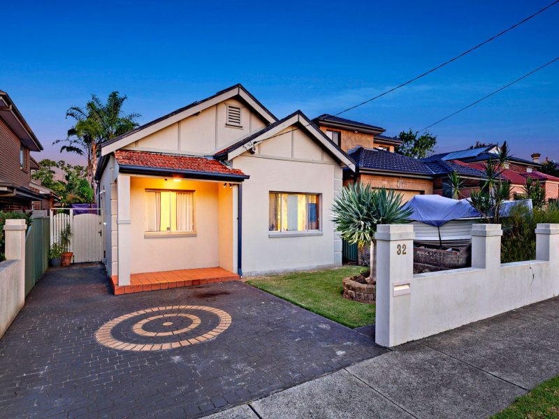 32 Lennartz Street, Croydon Park, NSW 2133