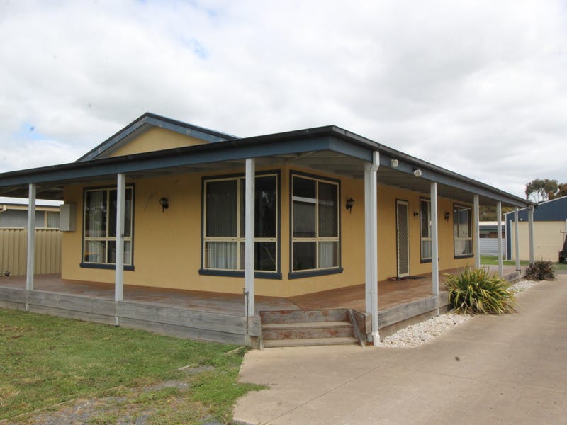 4 Sharpes Road, Miners Rest, Vic 3352