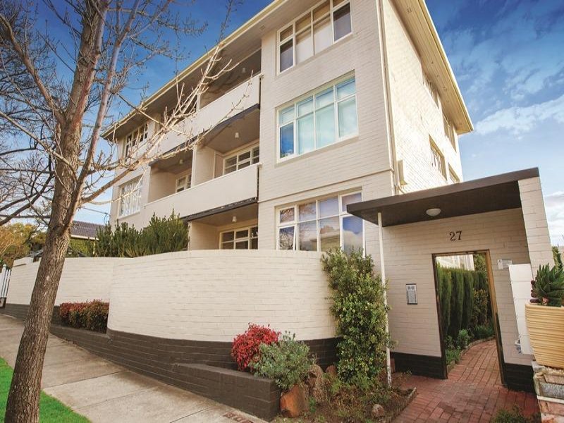 2/27 Wallace Avenue, Toorak, VIC 3142