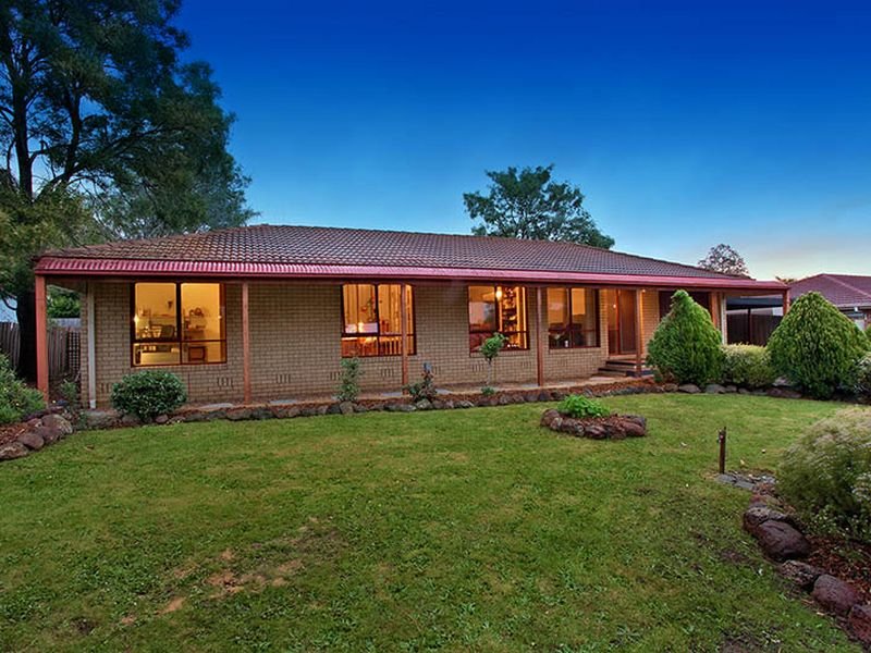 2 Bibury Court, Kilsyth, Vic 3137 Property Details
