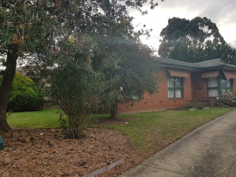 3 Chesney Drive, Ringwood, VIC 3134