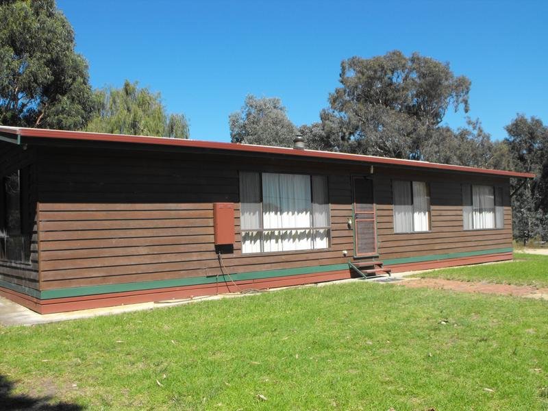 6535 South Gippsland Highway, Longford, Vic 3851 Property Details
