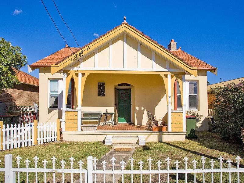 32 PRIMROSE AVENUE, Sandringham, NSW 2219 Property Details