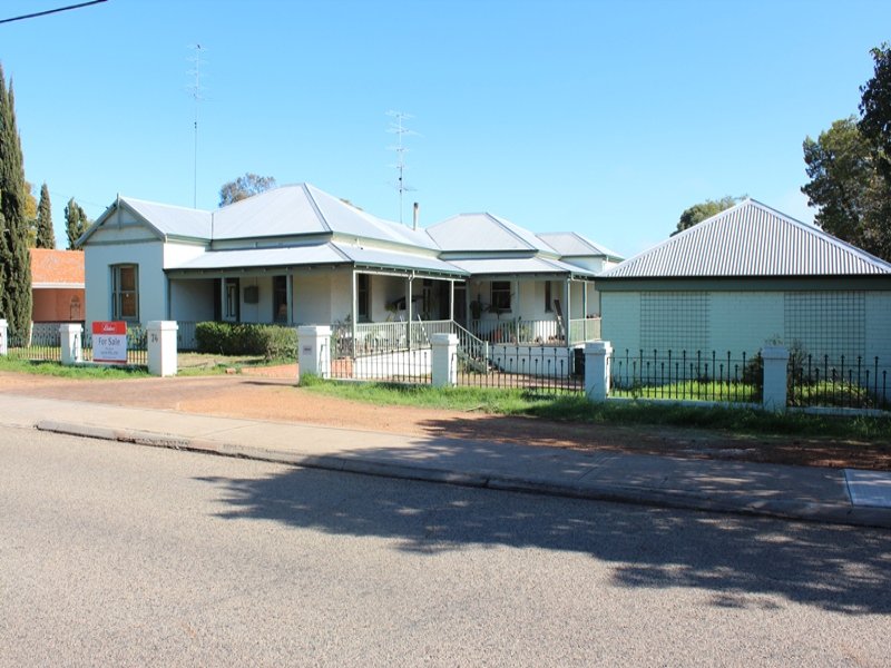74 Chidlow Street, Northam, WA 6401 Property Details