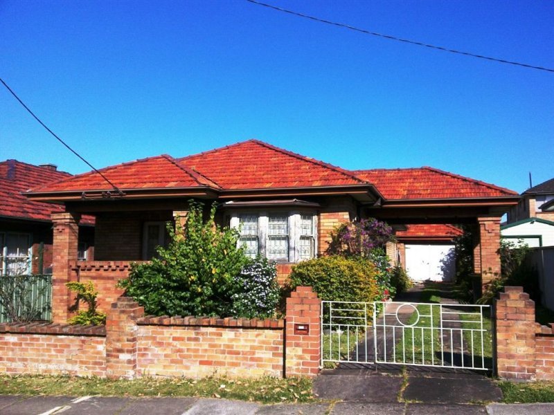 34 Woodstock Street, Mayfield, NSW 2304