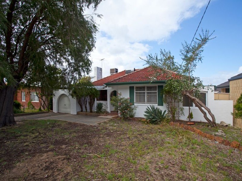 16 Fernhurst Crescent, Balga, WA 6061 Property Details