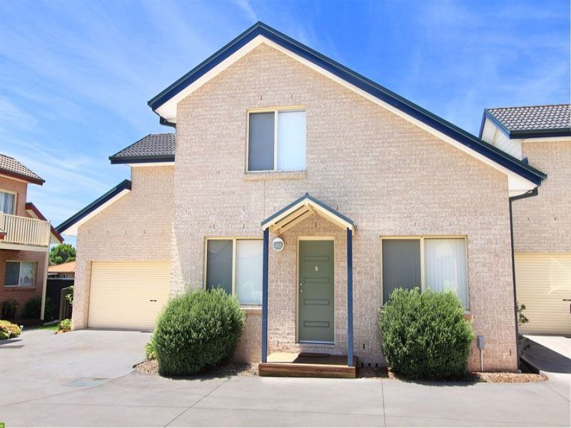 5/4 Forest Grove Drive, Kanahooka, NSW 2530 Property Details