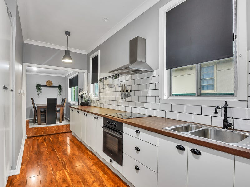 54 Massey Street, Berkeley, NSW 2506 Property Details