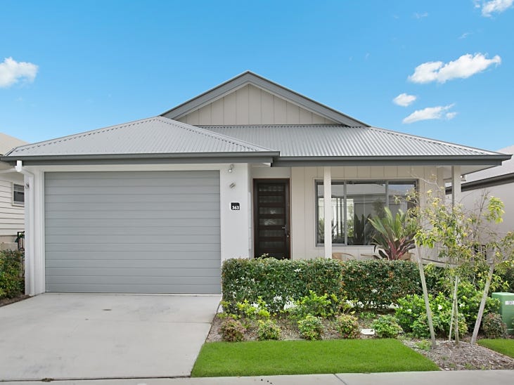 299 Napper Road, Arundel, QLD 4214