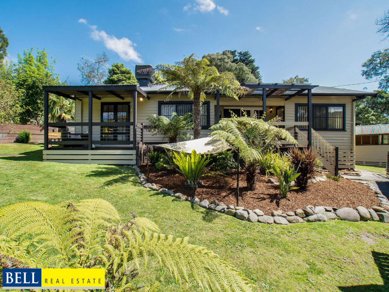 13 Sophia Grove, Vic 3160 Property Details