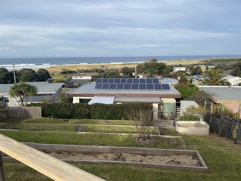 176 Scamander Avenue, Scamander, TAS 7215