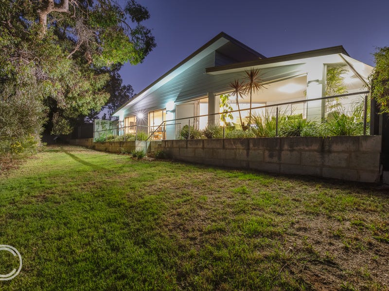 Real Estate & Property for Sale in Rossmoyne, WA 6148 (+1 location) Pg