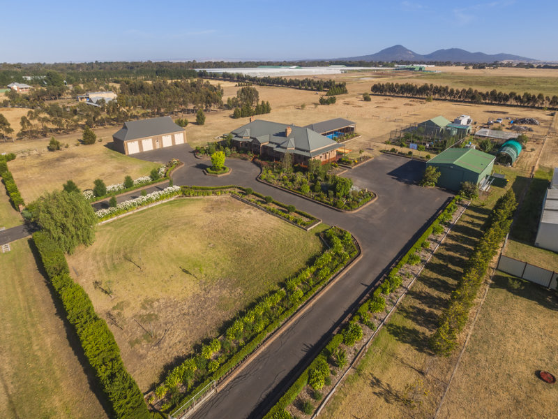 135 McIntyre Road, Lara, Vic 3212 Property Details