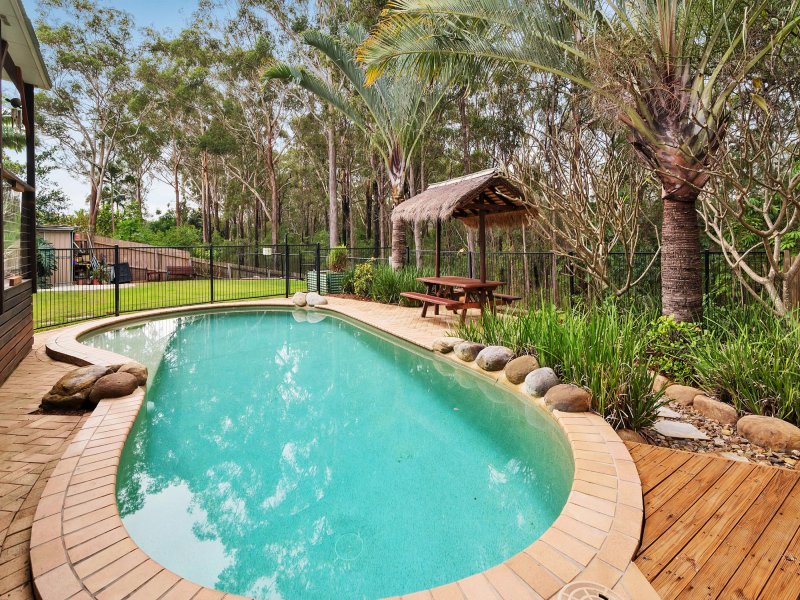 8 Ballybunion Drive, Parkwood, Qld 4214 Property Details