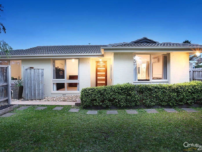 1/1 Bemersyde Drive, Berwick, Vic 3806 Property Details