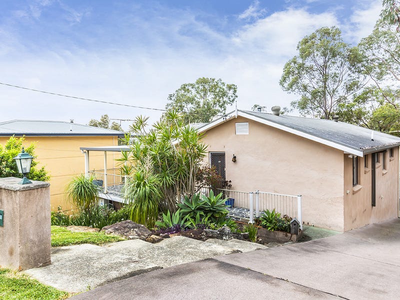 7 Roberts Parade, Hawkesbury Heights, NSW 2777